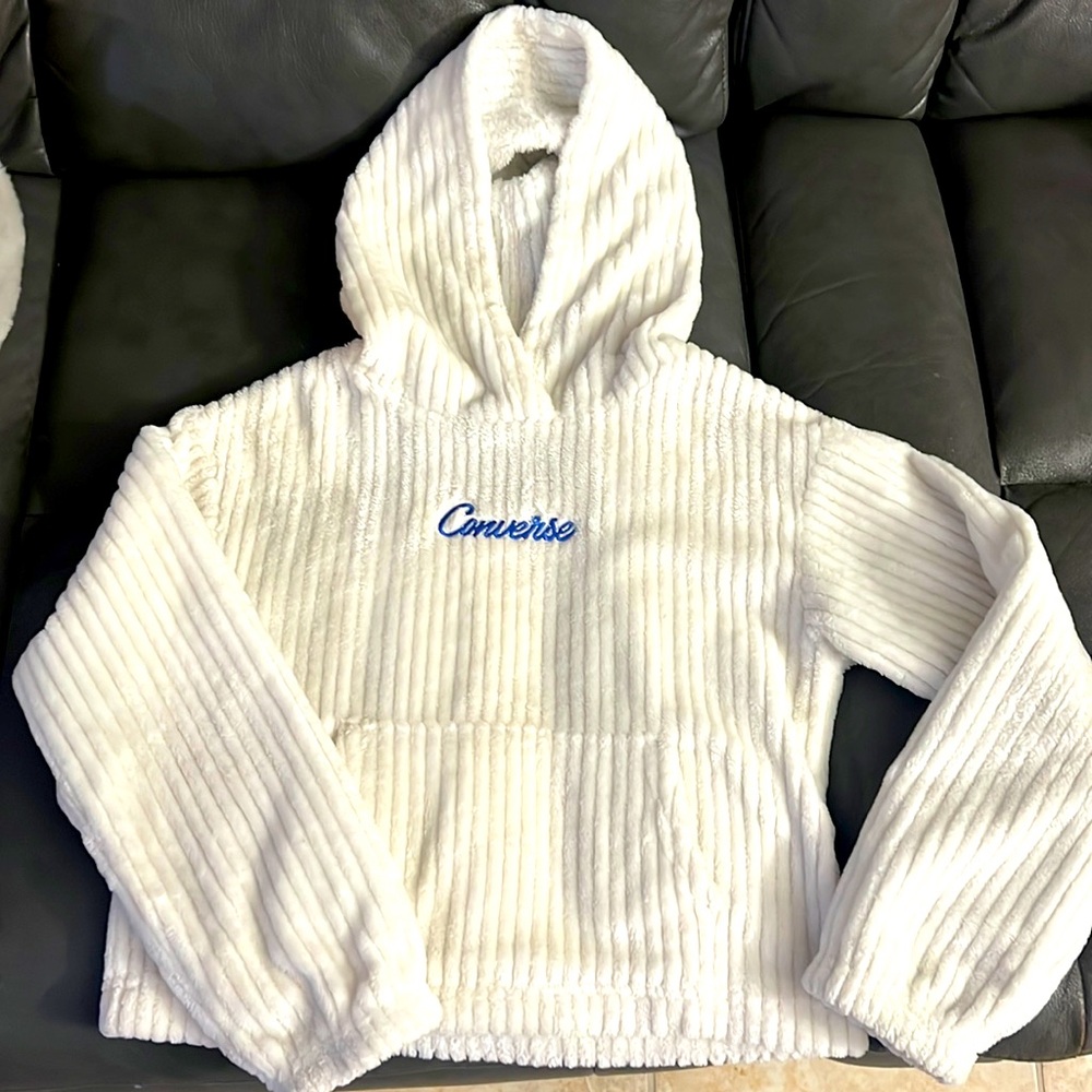 Girls Converse sweatshirt